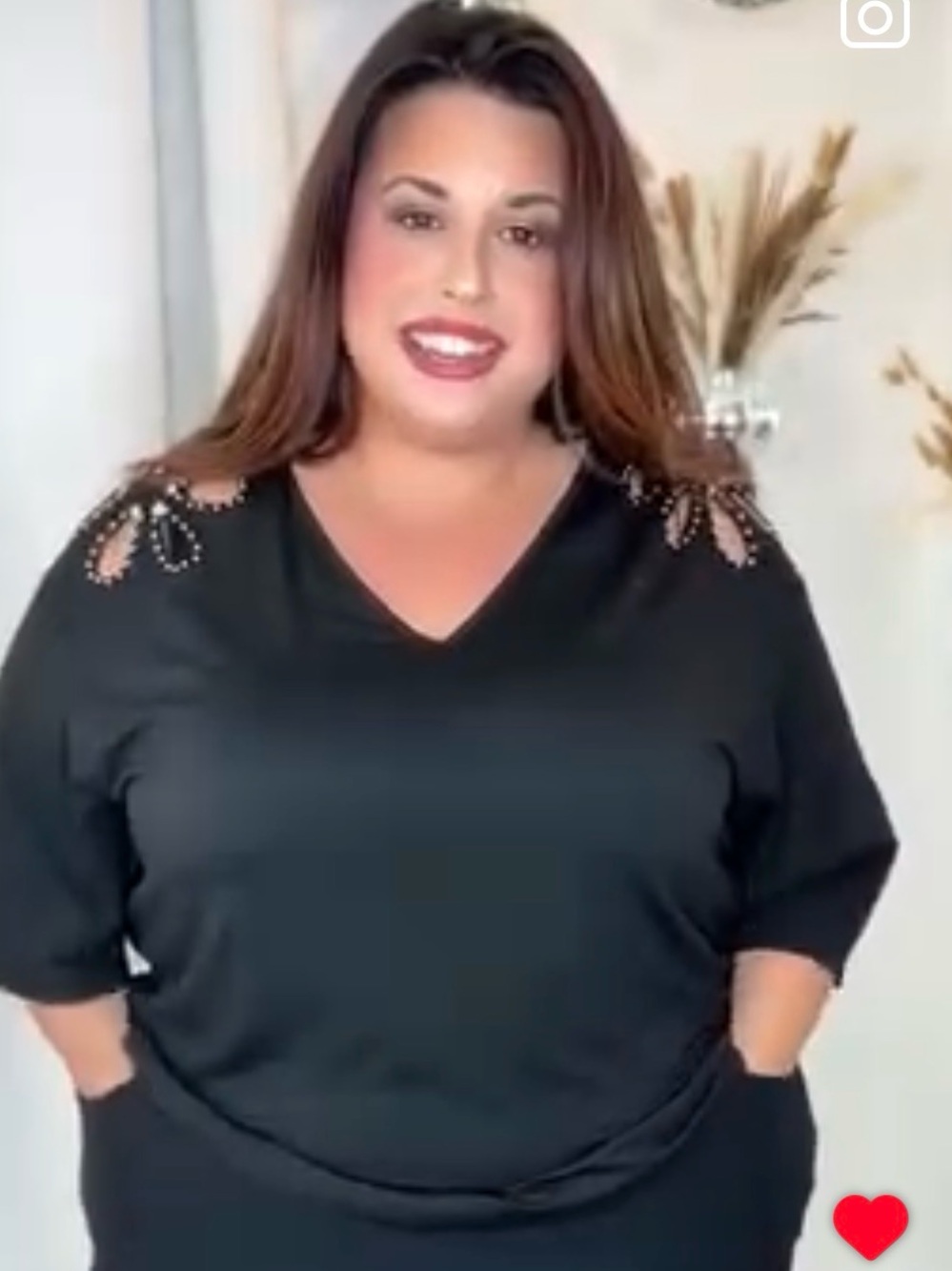 Plus Cut-Out Shoulder Bead T-Shirt